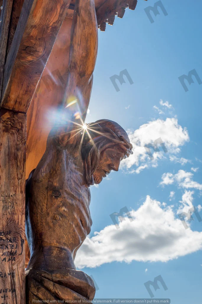 The cross shines - Stock image for download